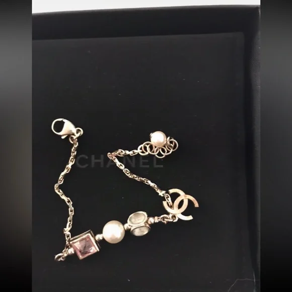 Chanel Gold-tone Chain Bracelet with Pink Crystal & Pearl Charm-NWOT-adjustable - Picture 7 of 10